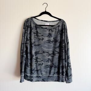 Sundry Green Camo Wide Neck Off Shoulder Pullover Sweatshirt - Size 2 or Medium